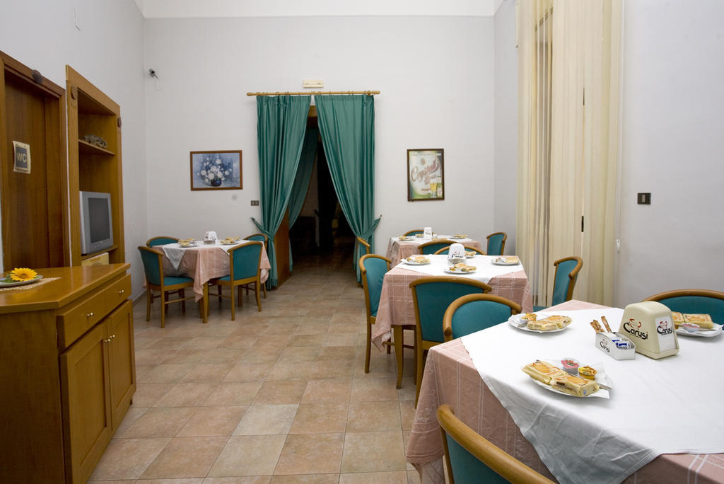 Hotel Vittoria ซาปรี ภายนอก รูปภาพ