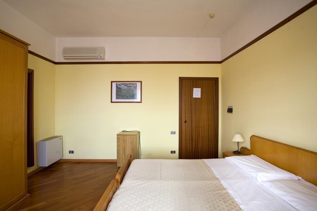 Hotel Vittoria ซาปรี ห้อง รูปภาพ